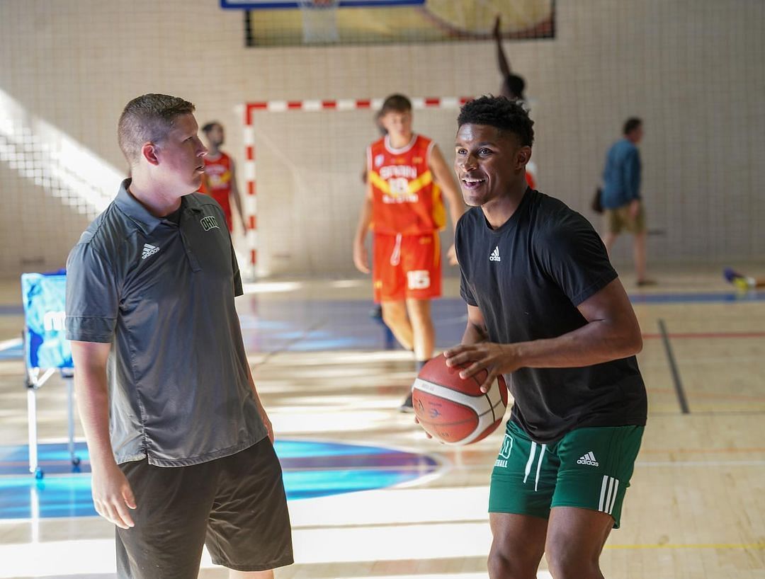 Jaylin in a practice session (source: Jaylin Hunter’s Instagram)
